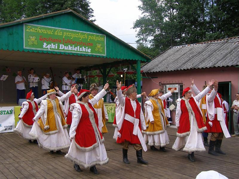 spot folk 07_42.jpg
